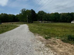 1395 Turkey Farm Rd, Leighton, AL 35646