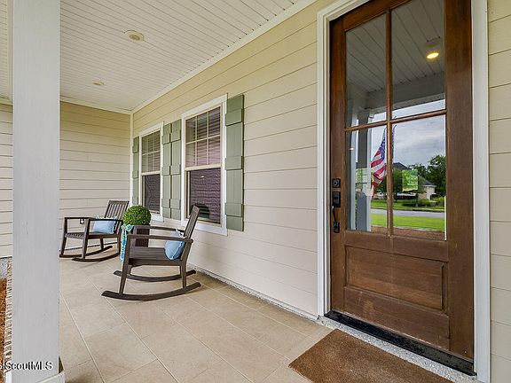 5th image of 122 Belmont Cir