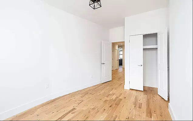 Rented by SERHANT. | media 6