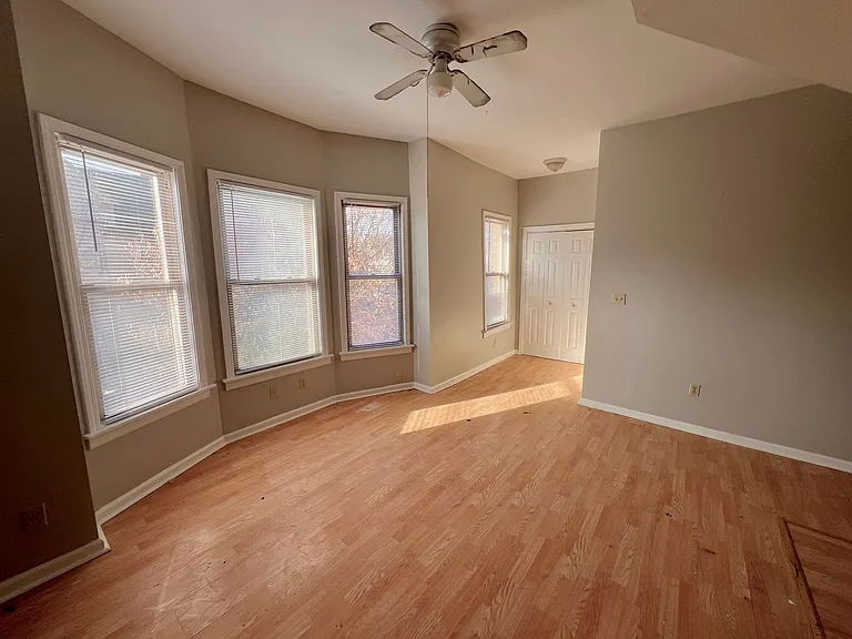 1718-34 E Lafayette Pl — Photo 47