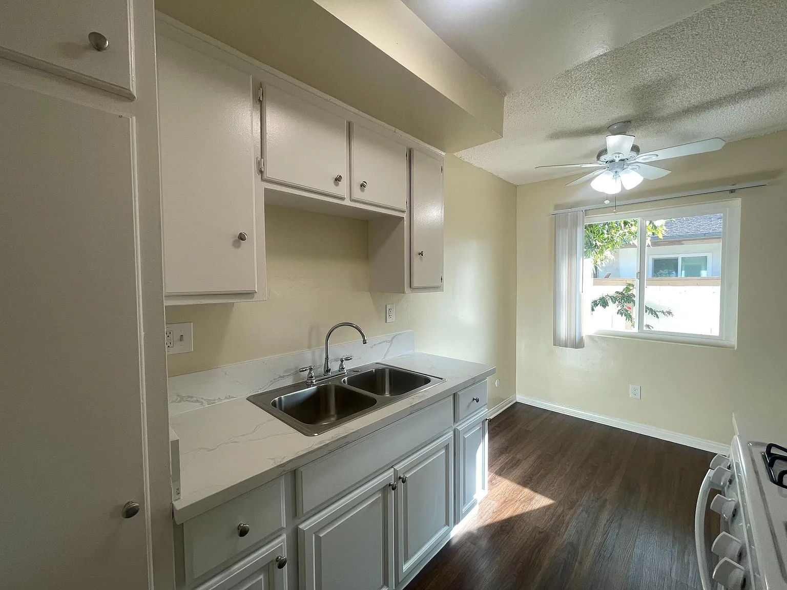 Summerwind Apartments — Photo 2