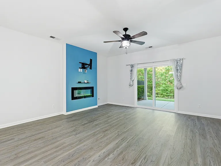 17 Crown Ct — Photo 12
