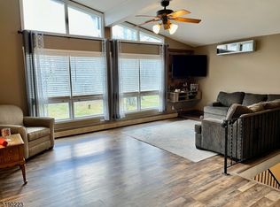 26 Glencrest Dr, Newton, NJ 07860
