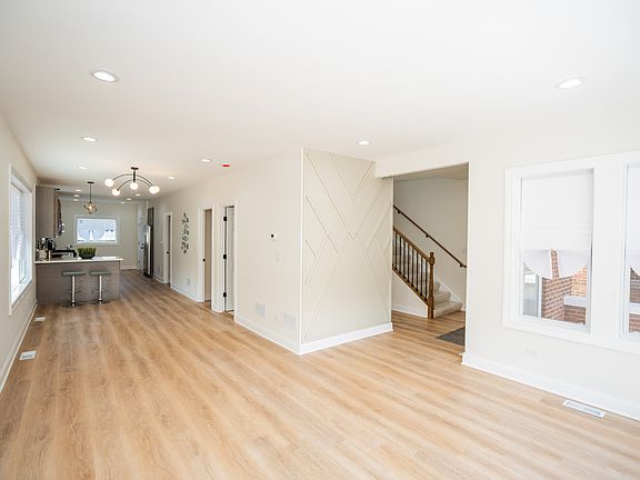 5th image of 9044 S Throop St