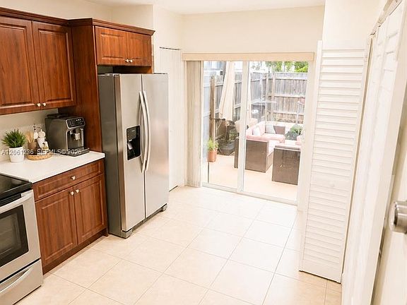 5th image of 8381 SW 148th Ave #0