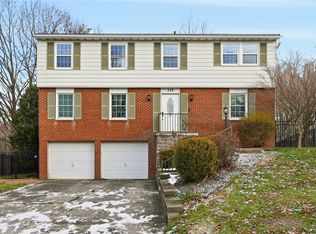 135 Pinehurst Dr, Freedom, PA 15042