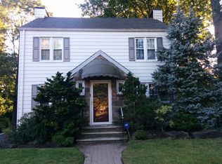 62 Grant Ave, Cresskill, NJ 07626