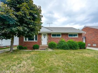 861 E 245th St, Euclid, OH 44123