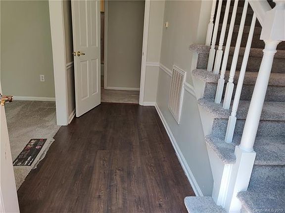 3rd image of 8306 Nathanael Greene Ln