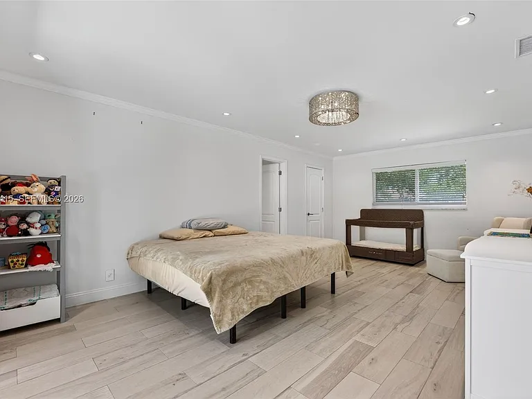 2701 NW 107th Ave — Photo 14