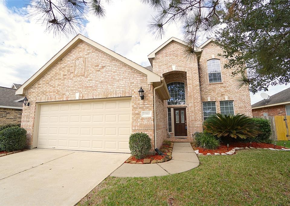 1st image of 25918 Orchard Knoll Ln