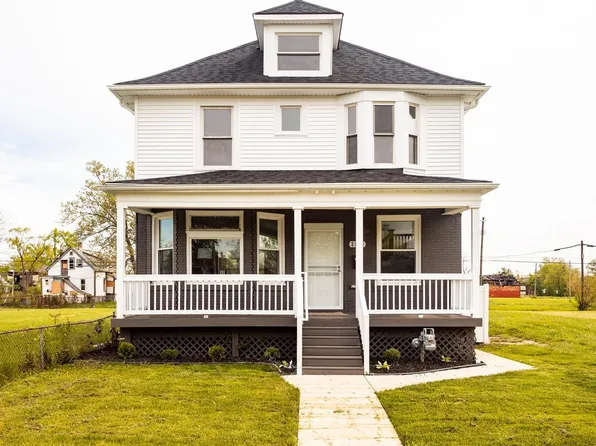 2144 Montclair St, Detroit, MI 48214