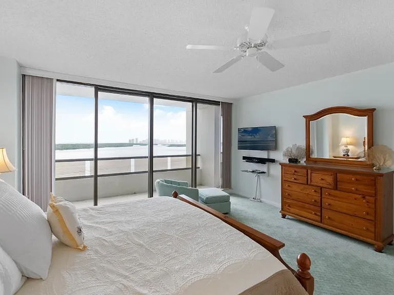 100 Lakeshore Dr #957 — Photo 19