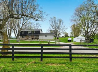 582 Hutchison Rd, Paris, KY
