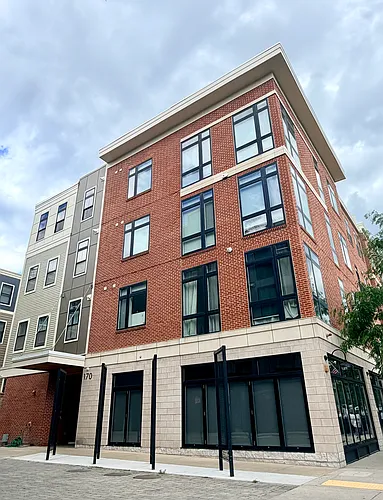 170 W Broadway #405 Photo 1