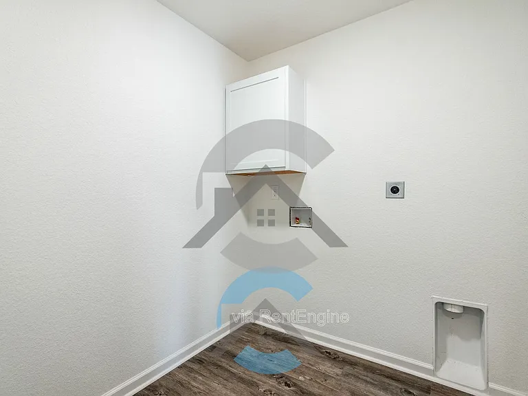1155 Gallery Dr — Photo 14