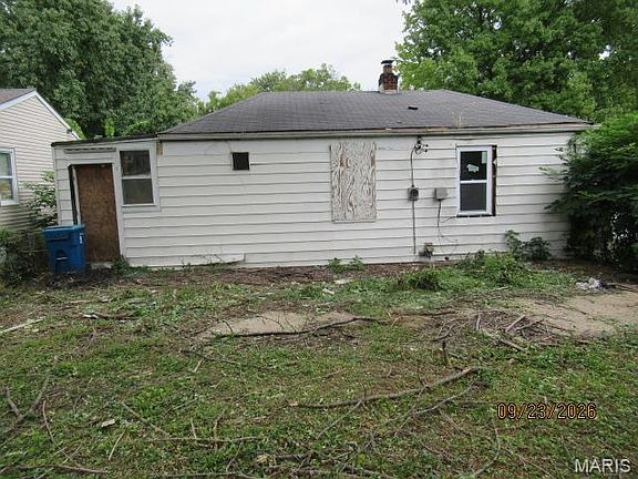 5th image of 7516 Calvin Ave