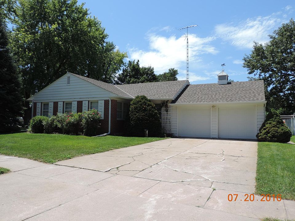 2nd image of 1206 Indian St