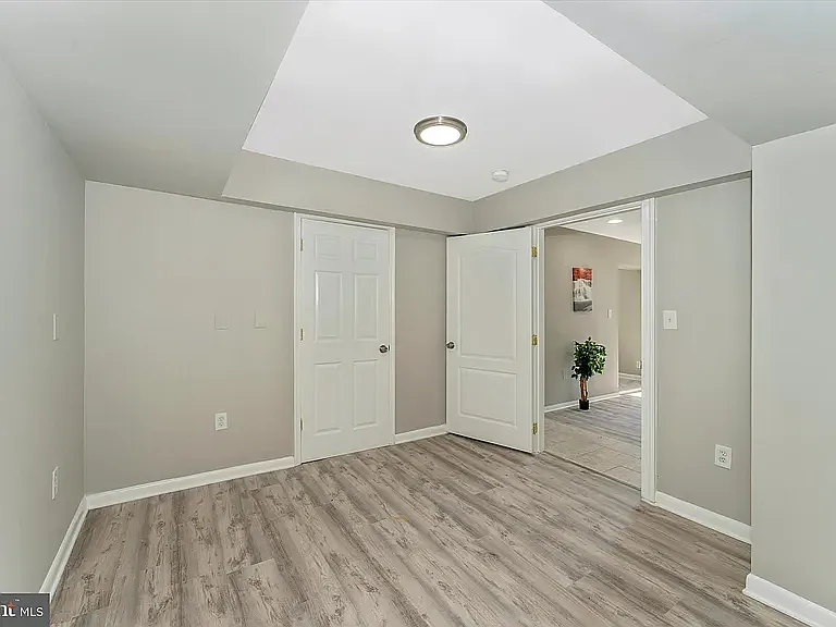 10704 Woodlawn Blvd — Photo 14
