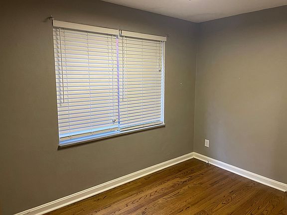 4th image of 5333 Jamieson Ave #1N