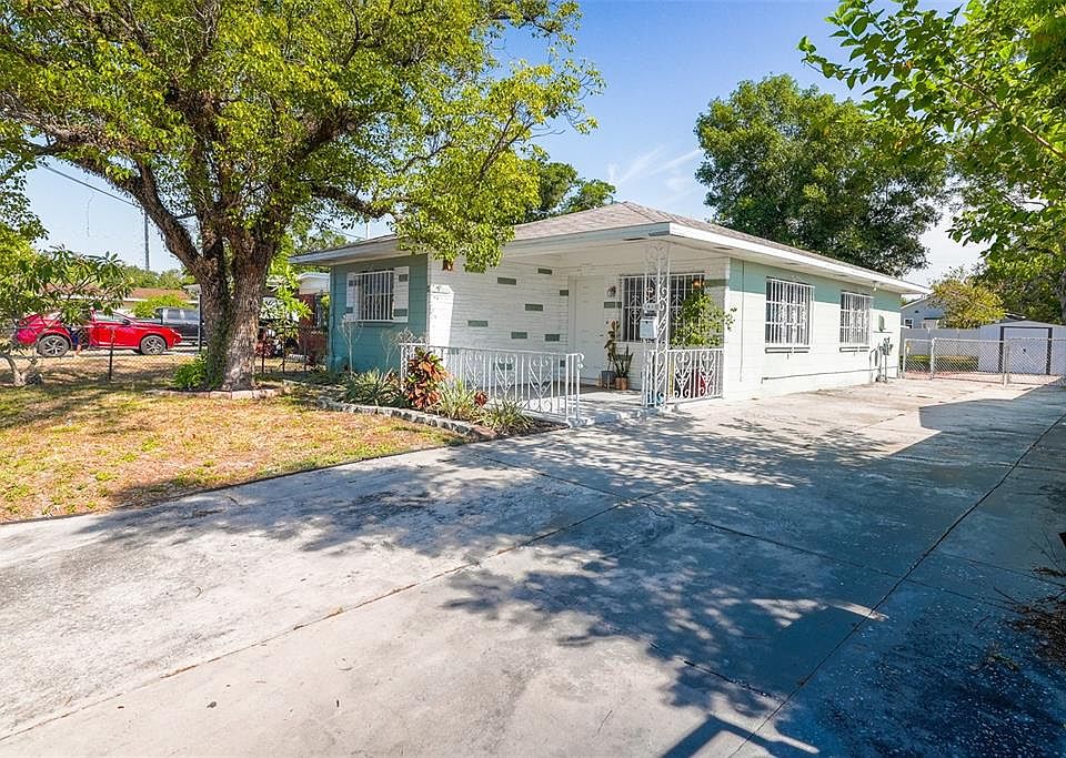 1st image of 1410 E LAKE AVENUE