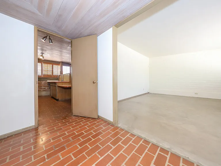 5650 E Burns St — Photo 3