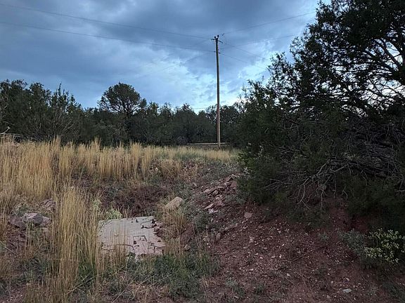 3rd image of 230 Frost Rd