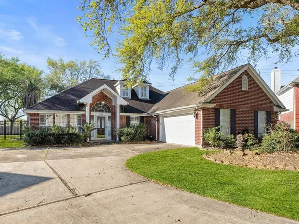 1802 Oakedge Drive, Pearland, TX 77581