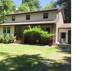11923 Ketchum Rd, Lawtons, NY 14091