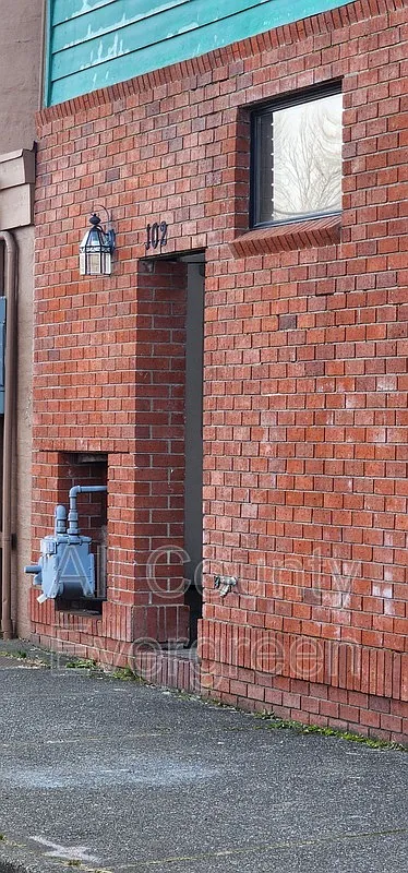 1 bed, 1.0 bath, $1,050 — Photo 2