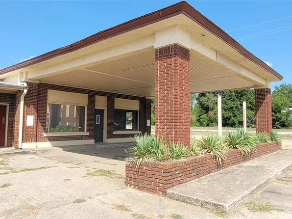 127 N 4th St, Okemah, OK 74859