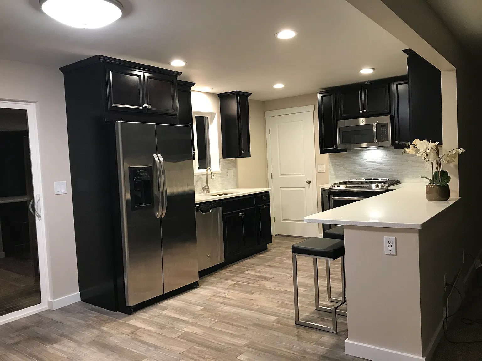 4 bed, 1700 sqft, $3,300 — Photo 1
