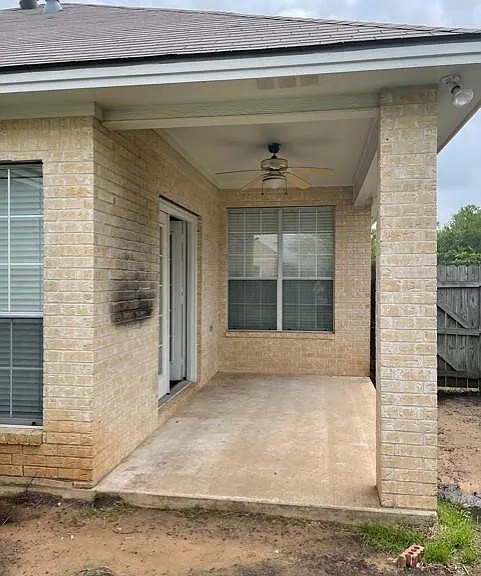 205 Landsburg Ct — Photo 24