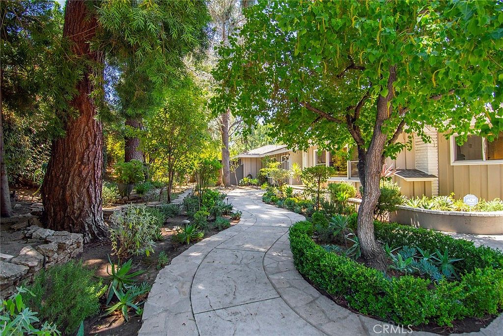 4809 Hasekian Dr, Tarzana, CA 91356 | Zillow