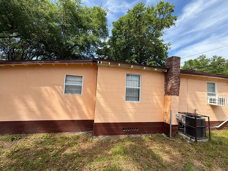 3514 Haines St — Photo 3