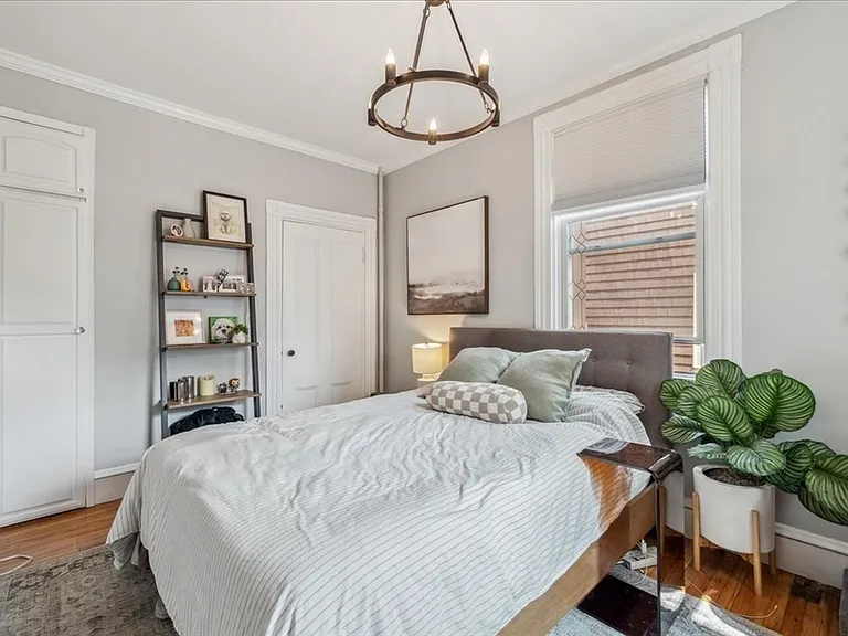 46 Beacon St #1 — Photo 8