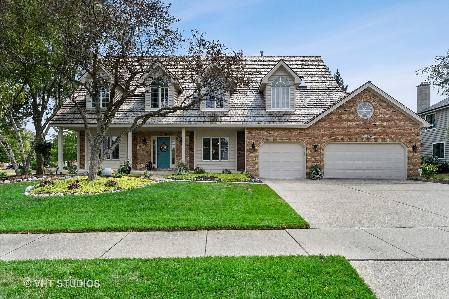 4023 White Eagle Dr photo 1