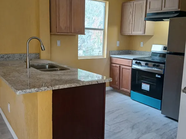 506 S 8th St, Fort Pierce, FL 34950