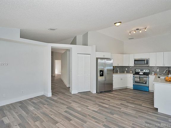 5th image of 2120 NW 191st Ave