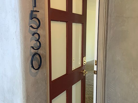 3rd image of 1530 Main St #1530