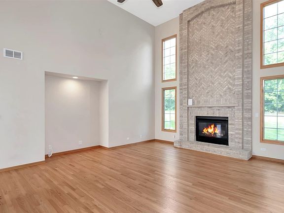 5th image of 13950 W Cynthia Ln