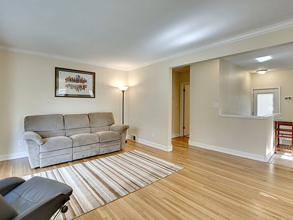 4th image of 1791 Montreal Ave