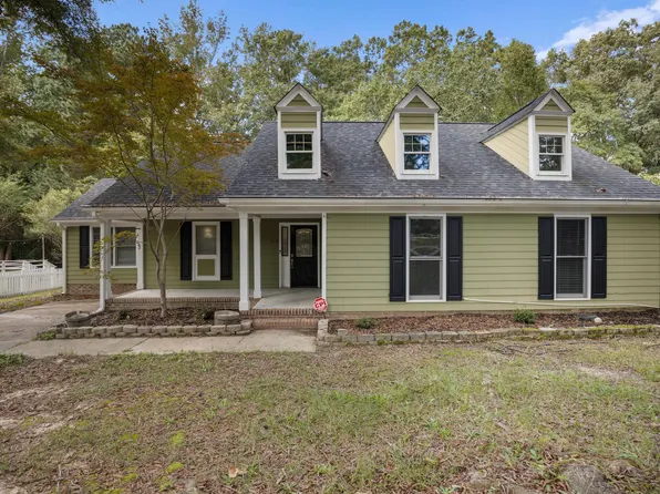 1512 Maybrook Dr, Raleigh, NC 27610