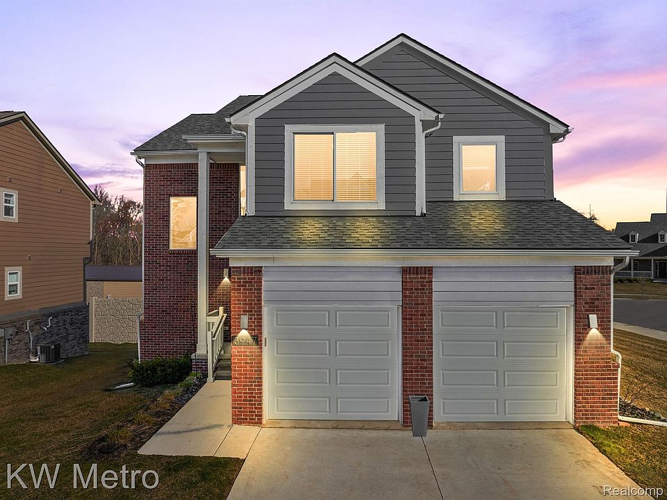 1st image of 3947 Maple Ln