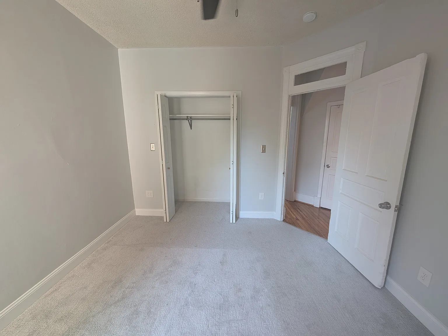 1 bed, 700 sqft, $2,200 — Photo 4