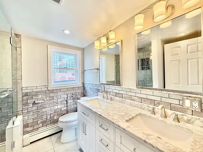 52 Manor St #1 — Photo 25
