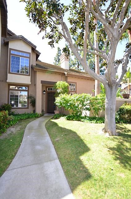 1st image of 30 Montara Dr