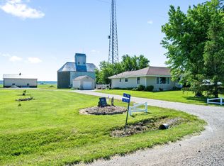 1670 200th Ave, Percival, IA 51648