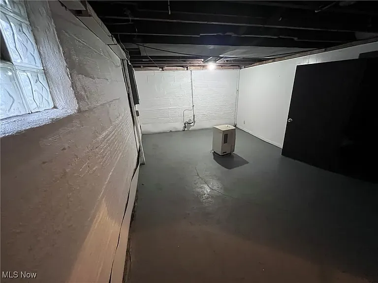 853 Russell Ave — Photo 19