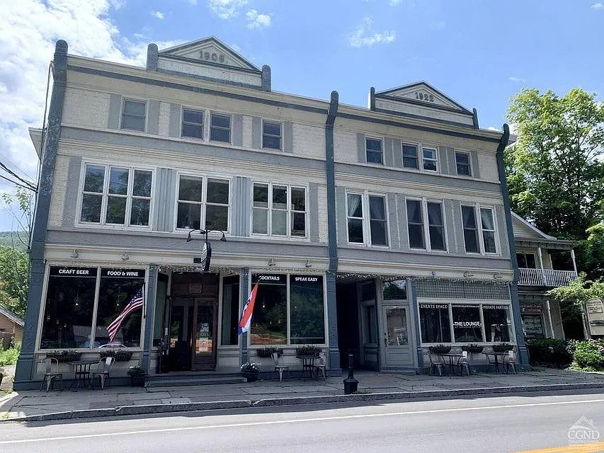 Building Photo